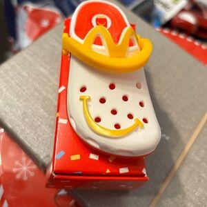 McDonald's Happy Meal Crocs Keychain white Canada collectible toy new with box